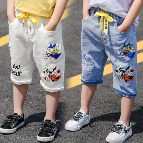 Boys jeans childrens cropped trousers thin section summer loose baby wear five pants in the big boy tide