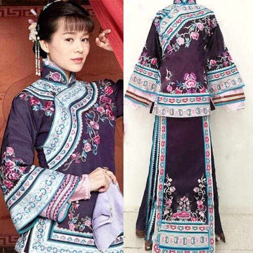 Hu YongMei Embroidery Costume 3 Designs Late Qing Dynasty Folk Rich Women Qifu Xiuhefu for Latest TV Play Nothing Gold Can Stay