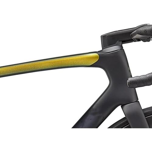 2021 NEW carbon frame road bike UCI allows lightest bike compatible with machinery and Di2 group 700C road bicycle carbon frame