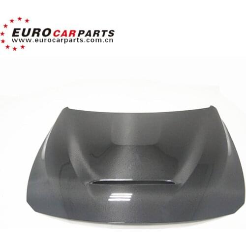 High Quality Automobiles Body Parts For M3 M4 F83x Carbon Fiber Car Bonnet Hood Engine Cover Scoop