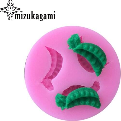 UV Resin Jewelry Liquid Silicone Mold Peas Green Beans Shape Resin Molds For DIY Lovers Necklace Pendant Charms Making Jewelry