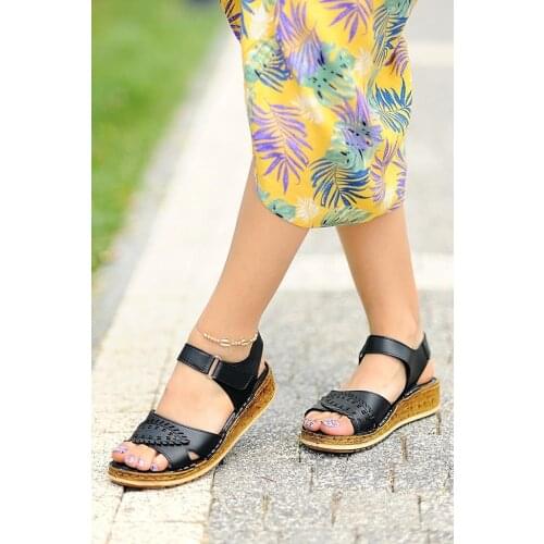 A0212-20Siyah Pink Potin Women Black Sandals A0212-20Siyah
