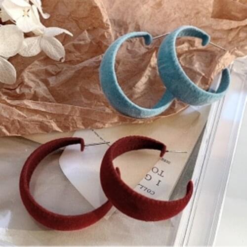 Autumn Vintage Colorful Soft Plush Ball Simple Big Round Circle Hoop Earrings For Women Korean Statement Party Jewelry Gift