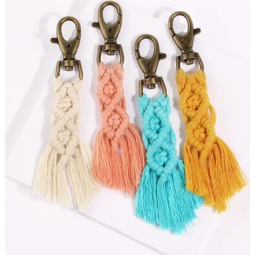 Fashion Handmade Women Colorful Woven Tassel Bag Charm Key Chain Fashion Jewerly Pendant Alloy Car Key Chain Ring Jewelry New