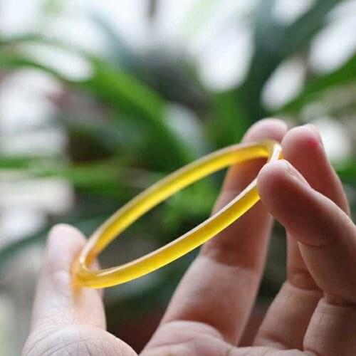 Natural Yellow Chalcedony Hand Carved Thin Round Bracelet Fashion Boutique Jewelry Trend Womens Yellow Agate Bracelet
