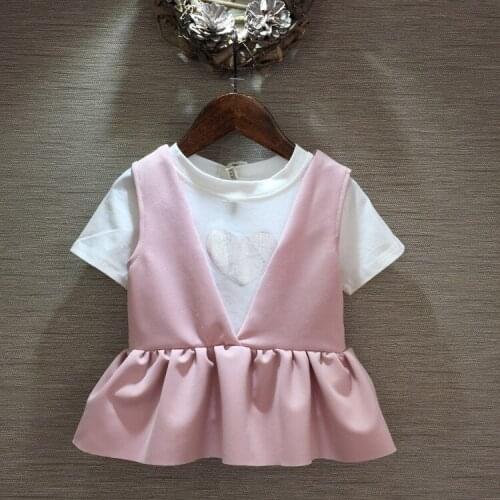 2016 New Style Korean Childrens Garment 2 Pieces Set Girl Baby Love T-Shirt Undershirt Lotus Leaf Edge Vest Vest Suit