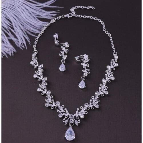 Bridal New Wedding Jewelry Sets for Charming Women Dresses Dating Accessories Crystal Necklace Earrings Sets