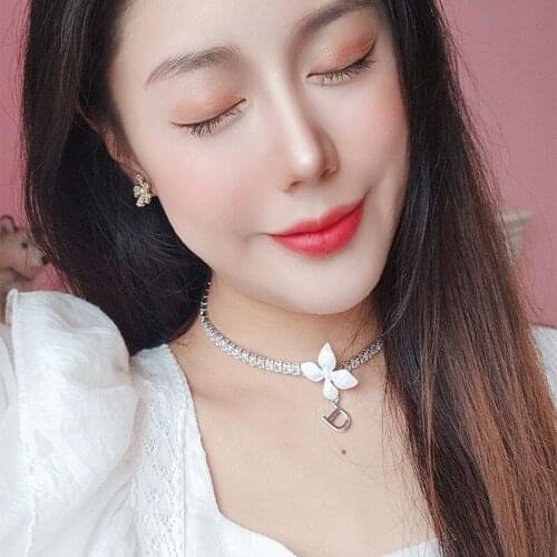 TIMEONLY Unique Design White Flower Letter D Choker Necklace Shinning Rhinestone Charms Necklaces for Women Girls Accessories