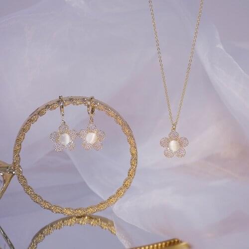 14k Real Gold Luxury Delicate Full Diamond Flower Women Necklace Temperament Simple Micro Inlaid Zircon Choker Wedding Colar