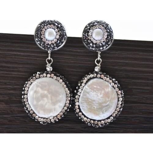 Z10485 25mm White Coin Freshwater Pearl Black CZ Dangle Earring