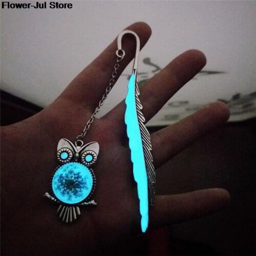 1Pcs Luminous Feather Shape Bookmarks Owl Bookmarks Creative Gift For Friends School Stationery Supplies