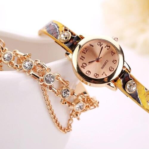 Women Multilayer Rhinestone Rivet Round Dial Analog Quartz Chain Bracelet Watch