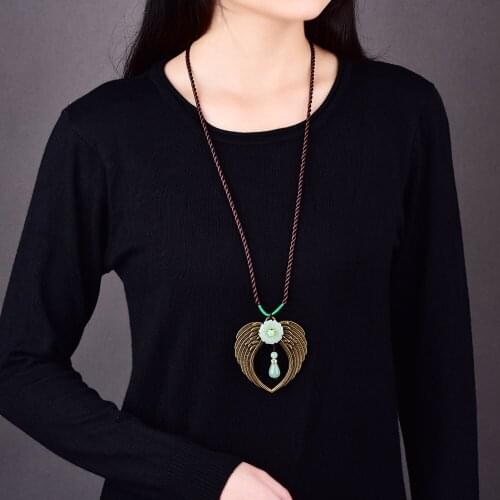 Ethnic Style Exaggerated Generous Wing Shape Pendant Necklace Chinese Vintage Sweater Chain Long Necklace Accessories For Women