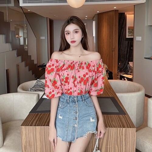 Summer Fashion Loose Lantern Sleeve French Retro Floral Short Sleeve Slash Neck Shirt Women