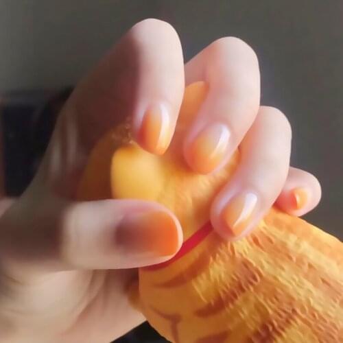 24pcs Charming Gradient Orange Color Fake Nails With Glue Tips Short Style Press On Nails Designs DIY Artificial Nails DL