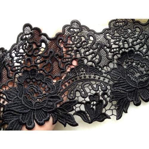 3 Yards Beautiful Rose Lace Black Venice Lace Trim for Black Bridal, Altered Clothing, Embellishing, Costume Design