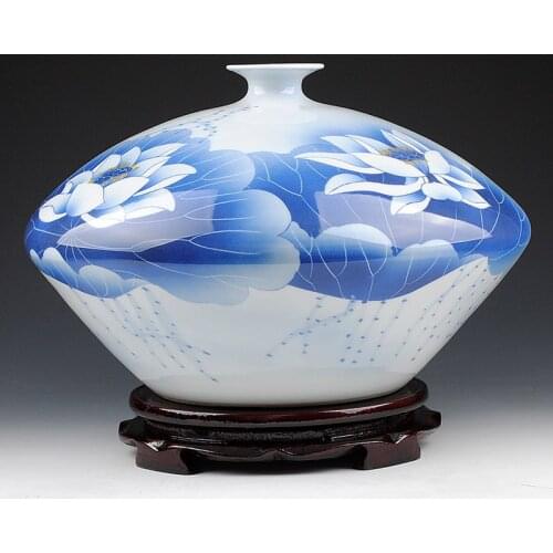 Ancient Style Blue and White Porcelain Traditional Chinese Elegant Tabletop Vase with Hand Painted Lotus Painting ZDV-M004H