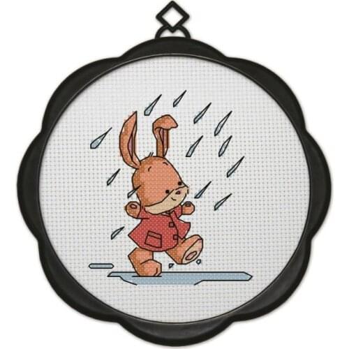 Small white rabbit beginners printed embroidery cloth cross stitch frame small and small rain small rabbits