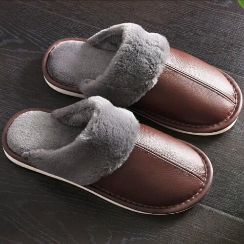 Mens Slippers Winter Genuine Leather Slippers for Men Warm Plush Slippers Large Size 45-46 Home Slippers Comfy House Shoes