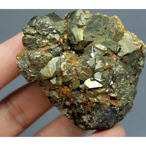 196g Natural pyrite Mineral samples Crystals and stones Healing Specimen Free shipping