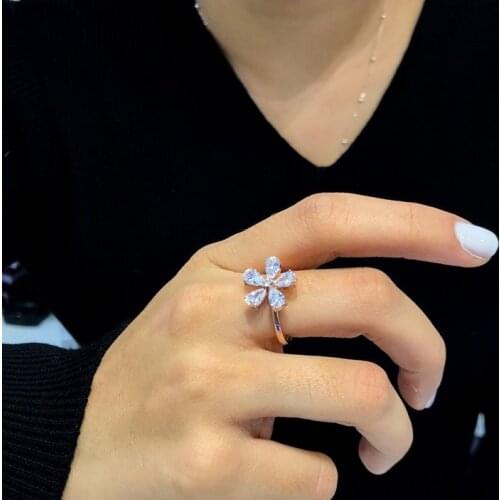 Daisy Drop Quartz Design Silver Ring