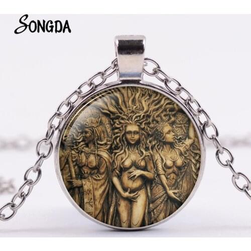 Retro Triple Moon Goddess Necklace Wicca Pentagram Tree of Life Glass Long Chain Necklace Magic Amulet Protection Jewelry