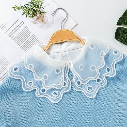 Womens Big Lapel Fake Collar Lace White Chiffon False Collar Ladies Lapel Shirt Blouse Detachable Collar for Sweater Decorative