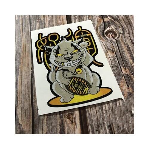 Japanese Style Domineering Lucky Cat Cute Car Body Stickers Cartoon Good Luck Motorcycle Decal 13.6x10cm