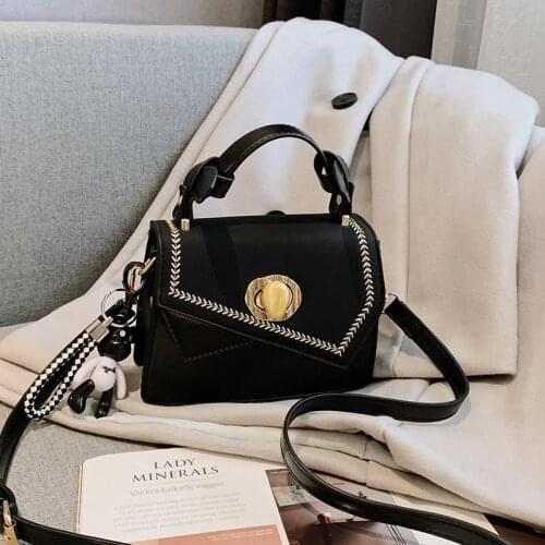 Contrast color pu leather crossbody bag ladies 2020 ladies chain shoulder bag with bear pendant ladies handbag