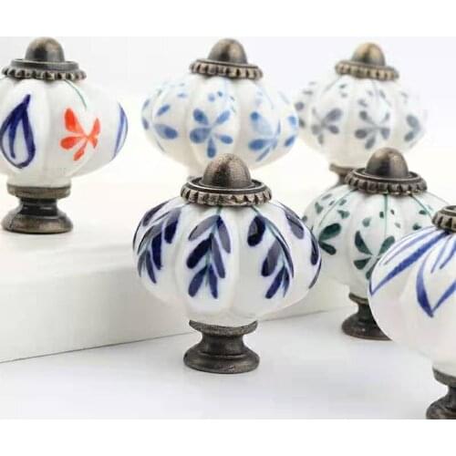 2021 New Ceramic Pumpkin Single Hole Handle Hand-painted Blue And White Classical Drawer Cupboard Door Knob Furniture Pulls Diy