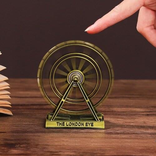 Retro The London Eye Metal Rotating Mini Ferris Wheel Desk Ornament Office Home Decor Wrought Iron Landmark Building Model Craft