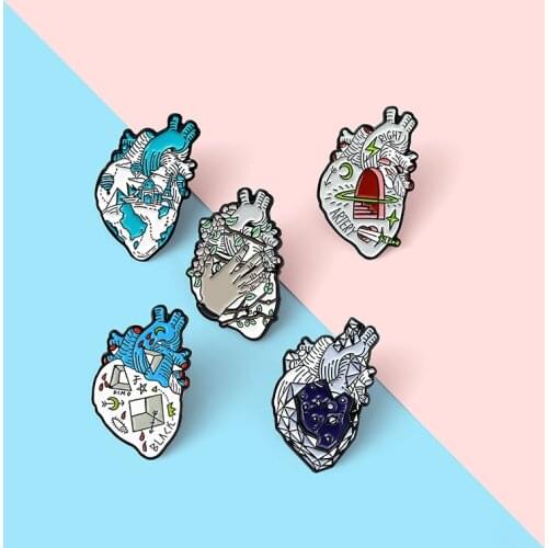Creative Fun Organ Heart Enamel Brooch Hand Dagger Castle Star Alloy Pins Badge Punk Accessories Woman Jewelry Gift For Friends