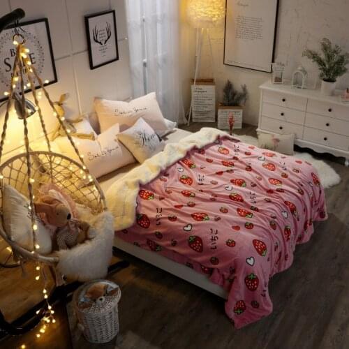 New Cartoon Strawberry Velvet Plush Throw Blanket Dog Printed for Kids Girls Sherpa Blanket for Couch Quilt 100*130/150*200CM