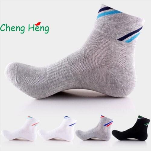 CHENG HENG 5 Pairs / Bag The New Autumn And Winter Mens Cotton Socks Fashion Tide Mens Casual Socks In The Tube Mens Socks