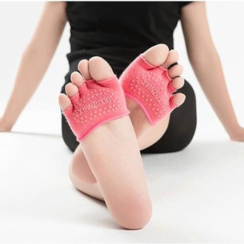 UNIKIWI.Half palm Womens Five Fingers Pilates Socks.Lady Antiskid Fitness Dance Open Toe Invisible Boat Socks Soks.7 Colors