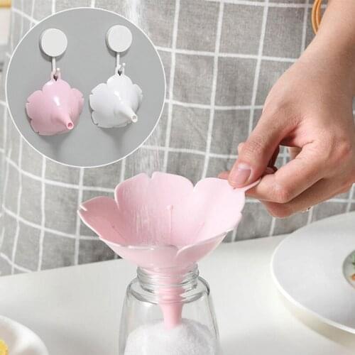 2pcs/set Kitchen Cute Pink Cherry Blossom Style Funnels Home Olive Oil Condiments Liquid Powder Dispenser Kitchen Accessories