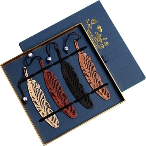 Handmade Carving Natural Wooden Bookmark Gift Box Set, A Unique Gift for Teachers, Students, Ladies, Fathers, Attractive Men