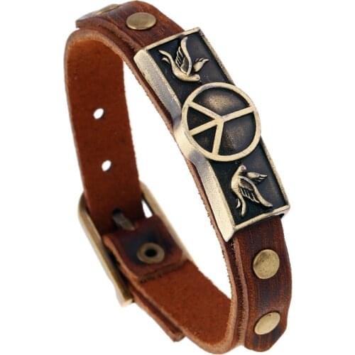 Classic Buckle Design Peace Charm Bracelet 24cm Flexible Size Unisex Zinc Alloy Embossed Wristband Retro Jewelry Leather Bangles