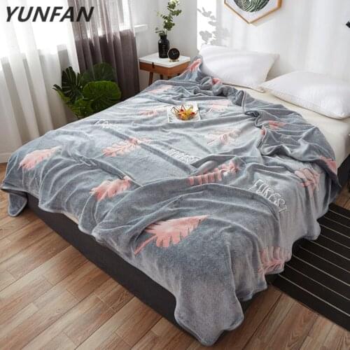 Europe blankets fashion quilts twin full queen king gray adult blankets soft Throw Flannel blankets on Bed/car/sofa leaves rugs