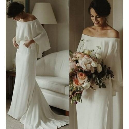 Floor Length Lace Appliques Sweep Train Long Sleeve V-Neck Wedding Dress Backless Backless Bridal Gowns Stunning High Quality