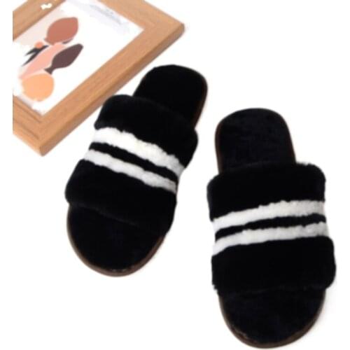 2021 New Fashion Indoor Warm Wool Slippers Furry Slides for Women