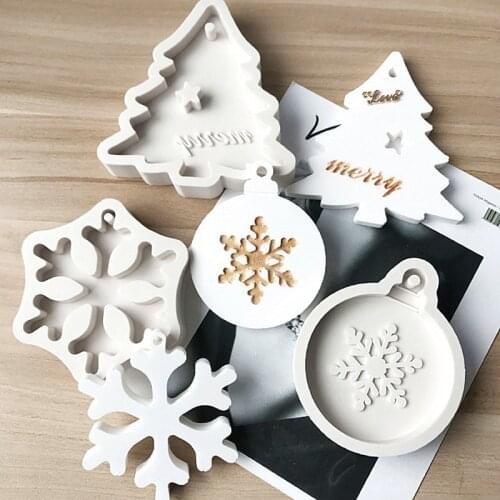 Christmas Tree Aromatherapy Wax Silicone Mold Snowflake Elk DIY Aroma Gypsum Plaster Silicone Mould For Car Pendant