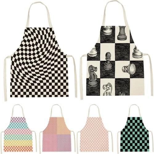 1 Piece Of Square Check Pattern Chess Printing Sleeveless Apron ChildrenS Home MenS And WomenS Anti-Fouling Apron Kitchen Bib