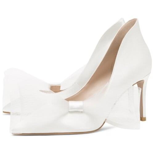 Silk pointed bridal wedding shoes spring 2021 new bow banquet dress single shoes small size shallow mouth stilettos women