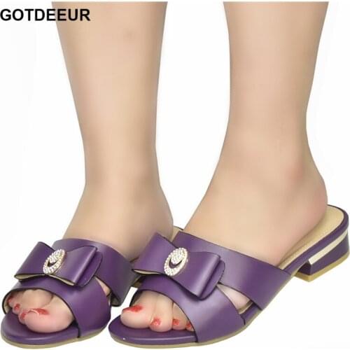 New Arrival African Women Ladies Shoes and Sandals Open Toe Pumps Slip on Low Heels Wedding Shoes Decorated with Rhinestone