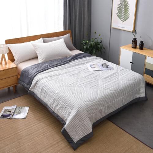 Winter Air-conditioning Quilt Soft Breathable Throw Blanket Thin Stripe Plaid Comforter Bed Cover Bedspread