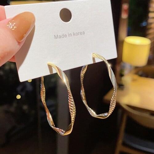 Skysuk New Korean Elegant Carved Circle Earring for Women Brincos Gold Color Geometric Hoop Earrings Party Jewelry Gift