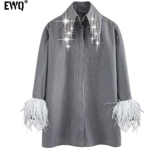 [EWQ] Autumn Women Rhinestone Neckline Feather Cuffs Loose-Fit Striped Shirt Lady Elegant Long Sleeve Blouse Laides Tops 16Q492