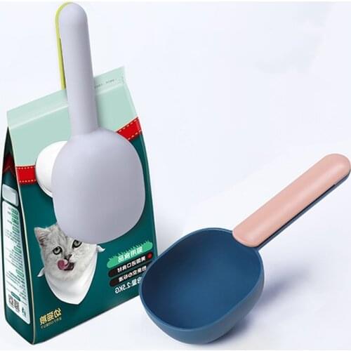 Two-color Cat And Dog Food Feeding Spoon Comfortable Easy to Clean Spoon with Sealing Bag Clip