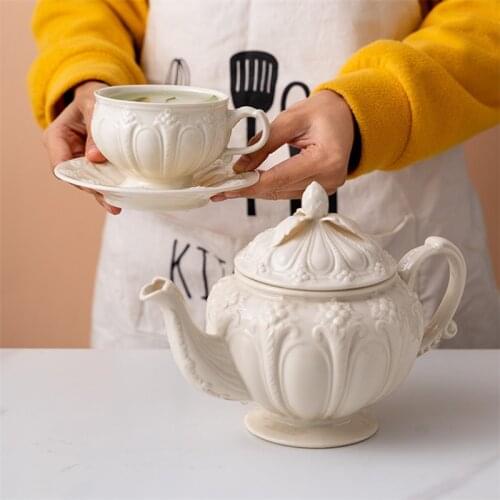 Retro Embossed Coffee Cup Saucers Pot Ceramic Bone China Teapot Cups British Afternoon Coffee Water Mug Tea Kettle Drinkware